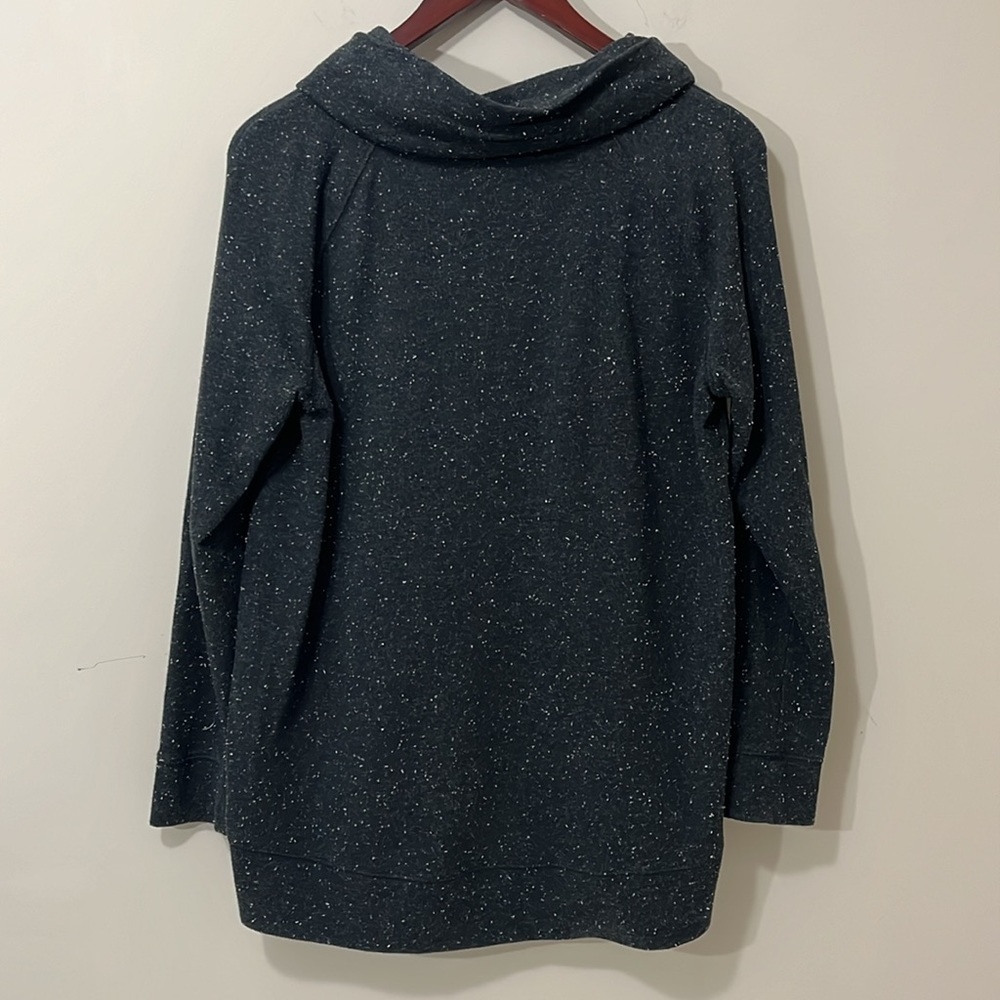 Lou & Grey Women’s Long Sleeve Cowl Neck Shirt Size Medium - Picture 4 of 8